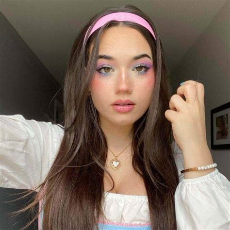 is sofia gomez onlyfans worth it|Sofia Gomez TikTok, Bio, Age, Boyfriend, Brooklynne, Net Worth